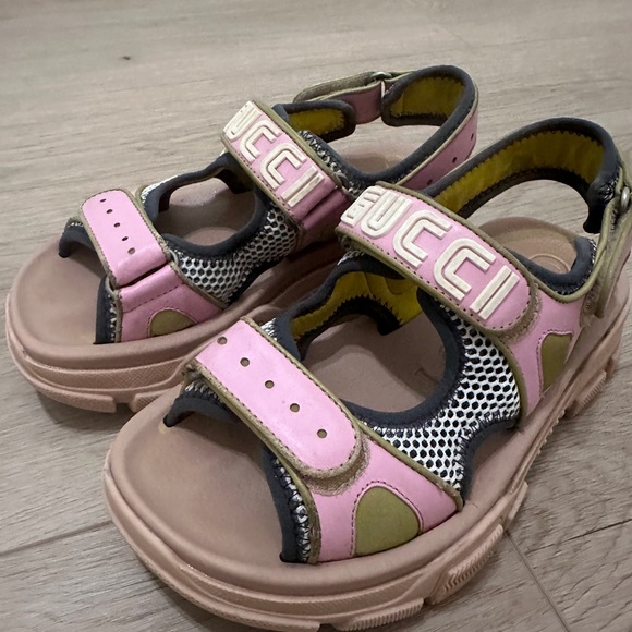 Gucci Aguru Flashtreck sandals - Picture 4 of 11